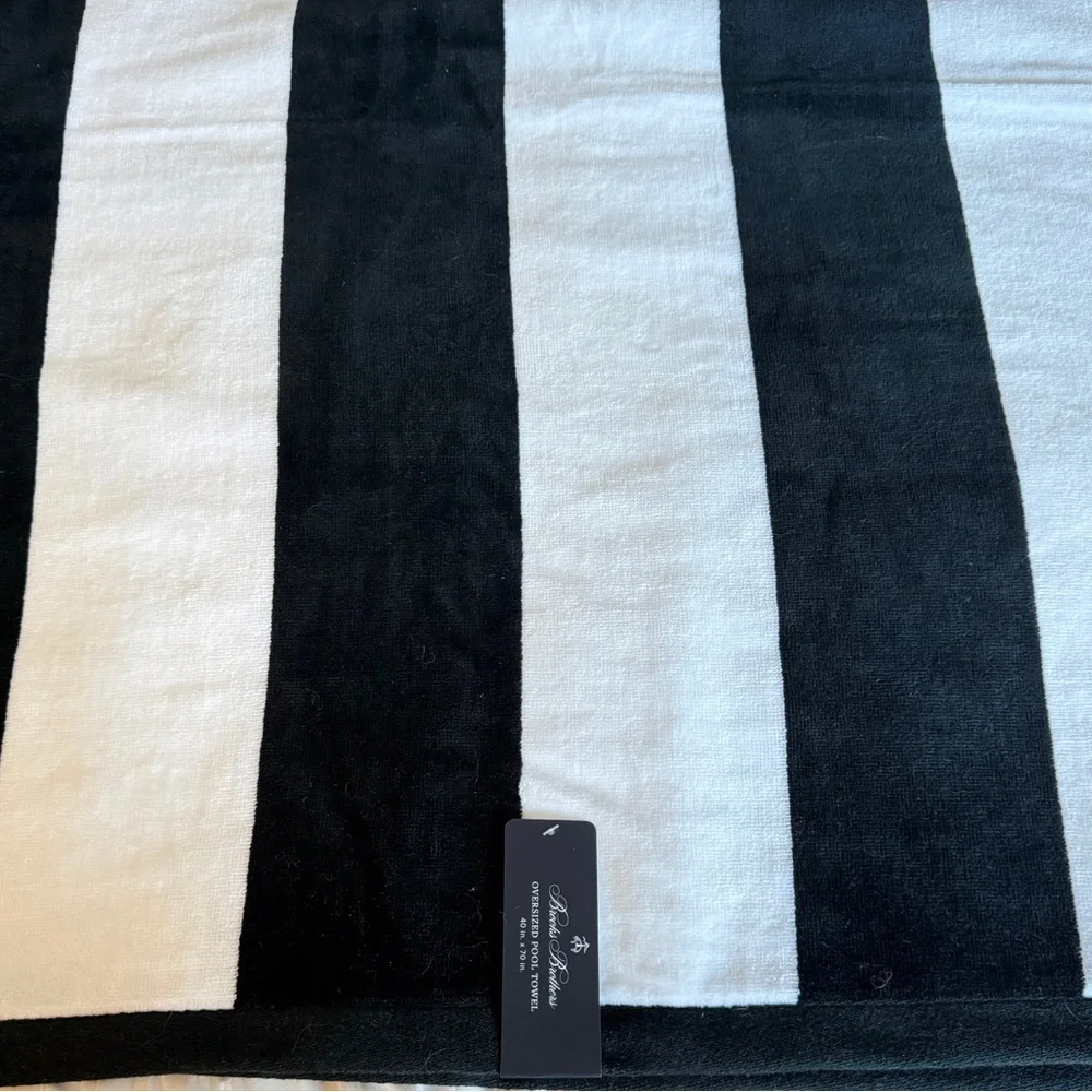 Brooks Brothers Black White Cabana Striped 40x70” Oversized Pool Beach Towel New